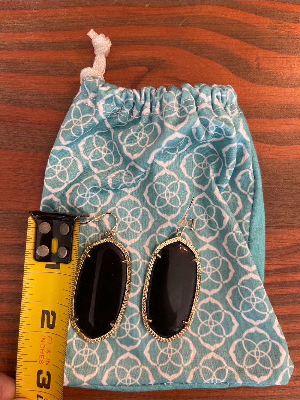 Kendra Scott Black Gold Elaina Drop Earrings - Picture 2 of 2